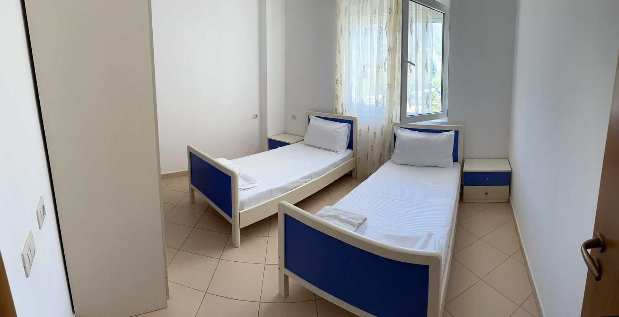 Renting House فلورا المظهر الخارجي الصورة